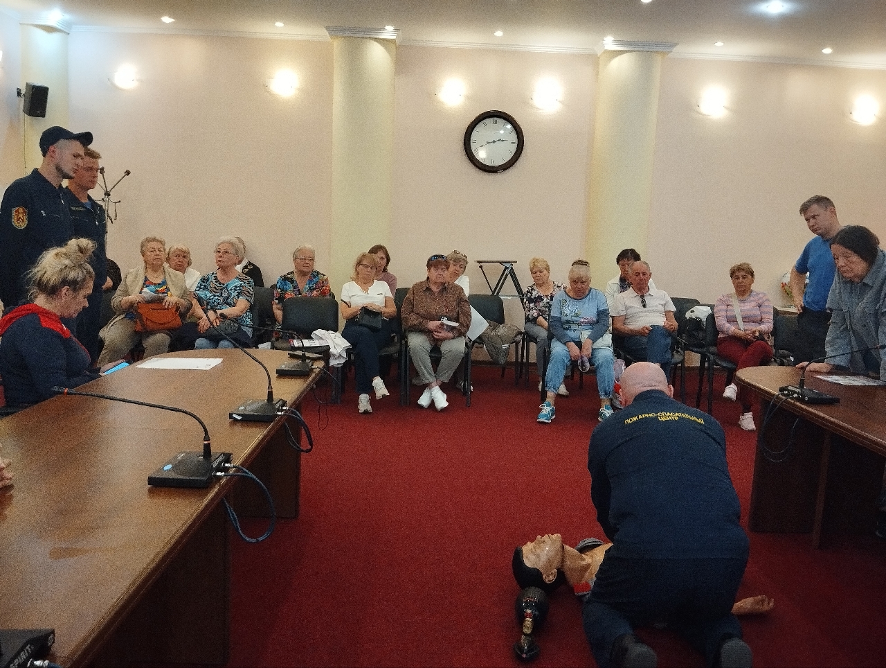 Занятие первой помощи